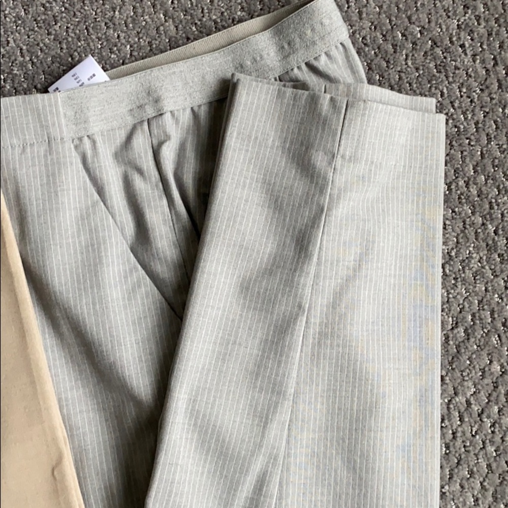 3 pairs Uniqlo ankle Pants